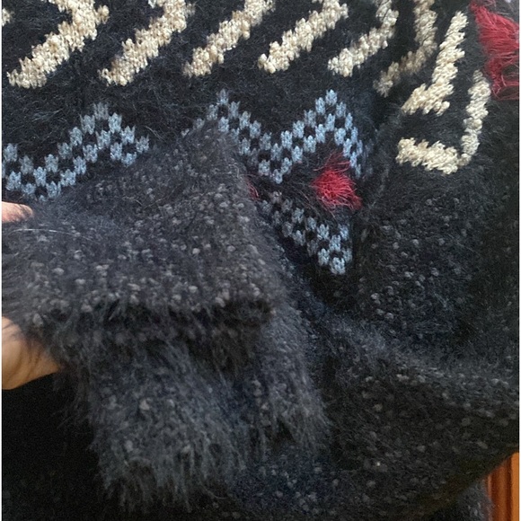 Frye NWT Sweater cropped Butter Soft / size Med - Picture 16 of 17